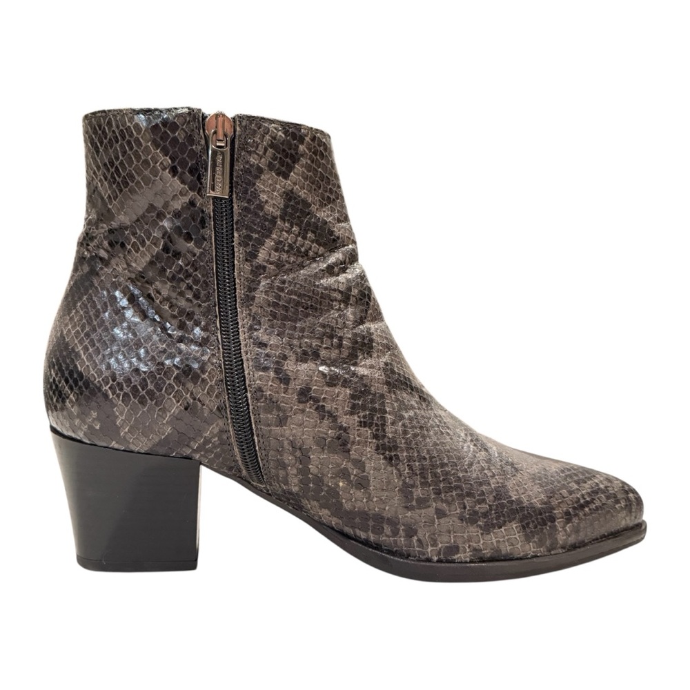 275 Central Snakeskin Ankle Booties Point Toe Women’s size 38 Grey Black - Picture 3 of 9